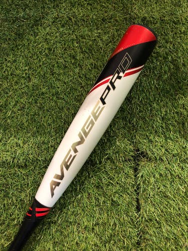 Used 2022 AXE Avenge Pro Bat USSSA Certified (-5) Composite 26 oz 31"