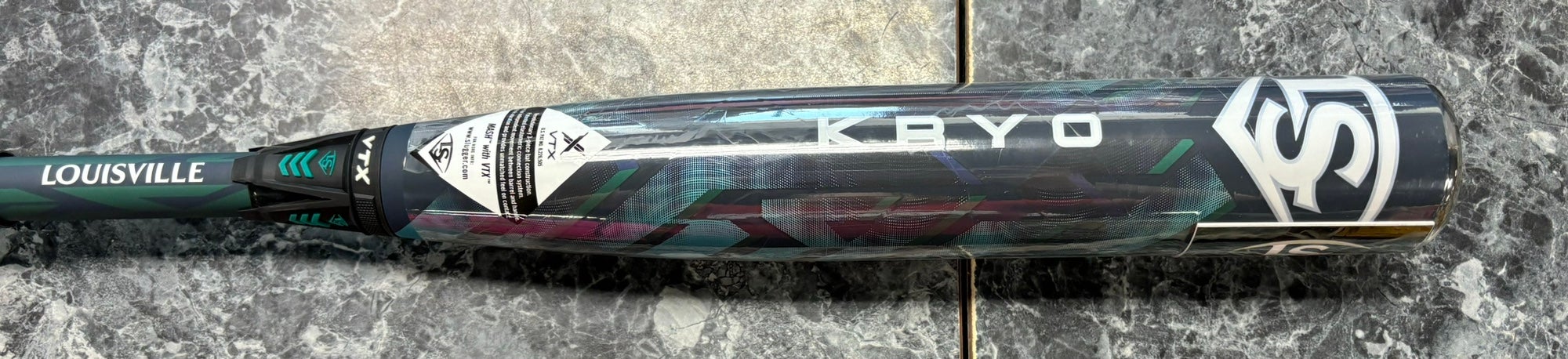 New 2025 Louisville Slugger (-11) 18 oz 29" Kryo Bat