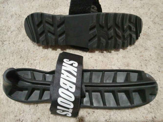 Skaboots Walkable Skate Guards - Size Large