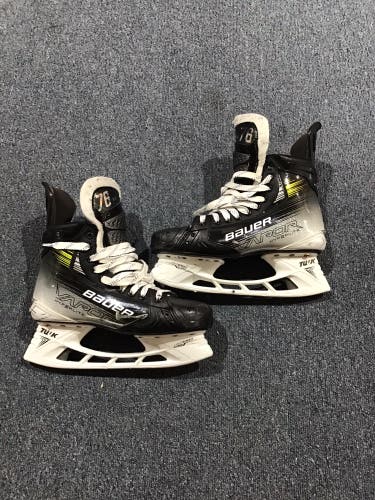 Used Senior Bauer Skjei Pro Stock R 9 L 9.5 Vapor Hyperlite 2 Hockey Skates