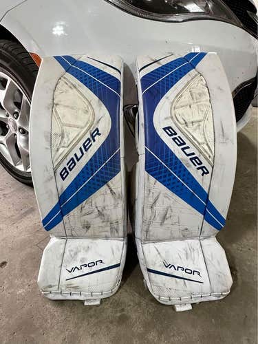 Used Medium Bauer Vapor X900 Goalie Leg Pads