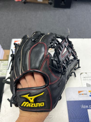 Mizuno Maelstrom Pro Leather Baseball Glove V-Net 12” RHT - Extremely Rare