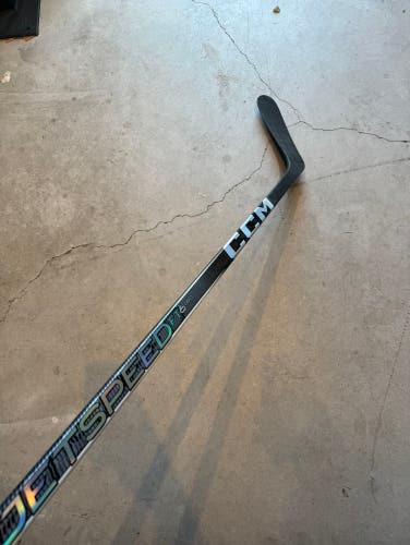 (NHL) New Senior CCM Left Hand P29 85 Flex Pro Stock Jetspeed FT6 Pro Hockey Stick