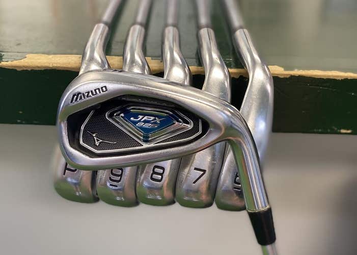 Used RH Mizuno JPX 825 Iron Set 5-P Project X 5.0 Steel Seniors