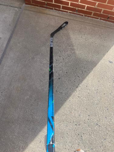 Used Intermediate Bauer Nexus Geo Hockey Stick Right Handed P92 65 Flex (CUT)