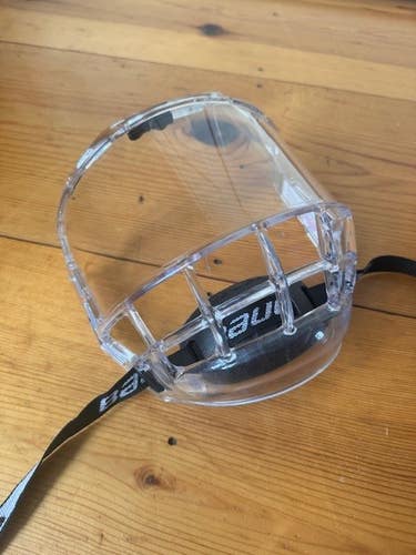Mint Condition Bauer Concept 3 Senior Full Shield