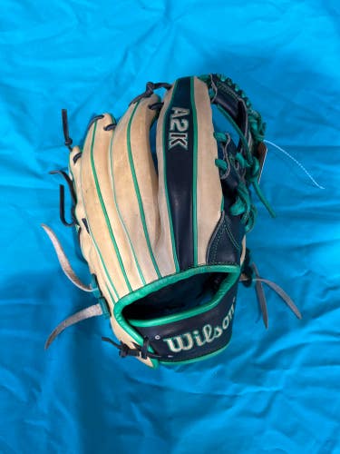 Green Used Kid Pitch (9YO-13YO) Wilson A2000 Right Hand Throw Outfield Baseball Glove 11.75"
