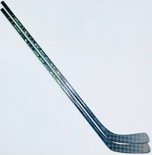 New 2 Pack Patrick Kane Bauer AG5NT Hockey Stick-LH-95 Flex-Kane Pro Curve-Grip W/ Full Tactile