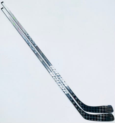 New 2 Pack Patrick Kane Bauer Vapor Hyperlite (2S Pro XL Build) Hockey Stick-LH-Kane Pro Curve