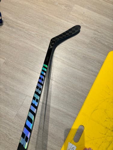 Used Senior Warrior Right Handed P28 Pro Stock Covert QR5 Pro Hockey Stick