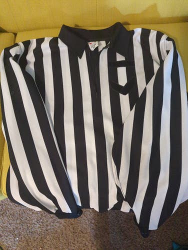 Size 50 Men's CCM Pro150S Line Sweater