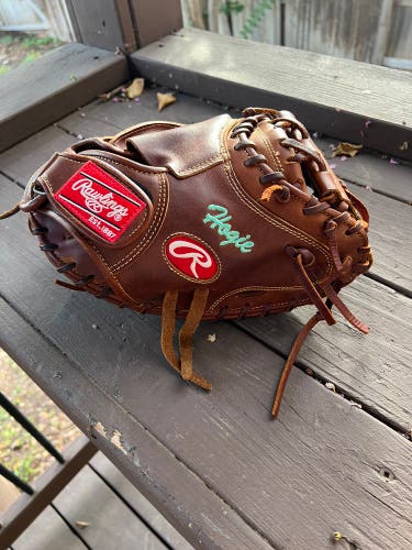 Custom Rawlings Salvador Perez catchers mitt