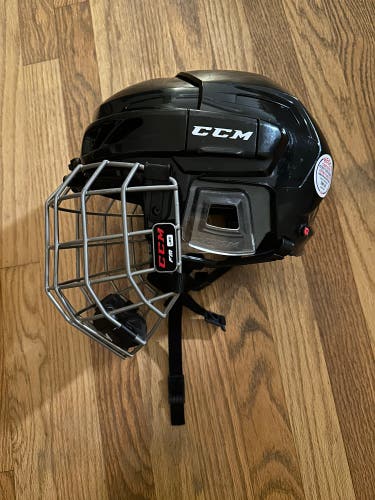Jr Ccm hockey helmet