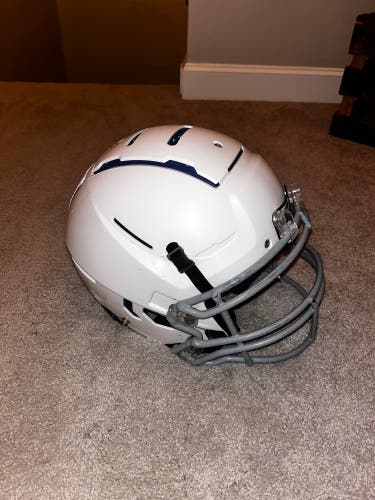 Used Adult Schutt F7 Helmet