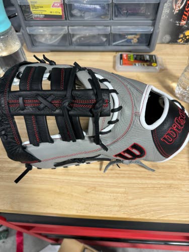 2024 A1000 1620 12.5” BASEBALL FIRST BASE MITT