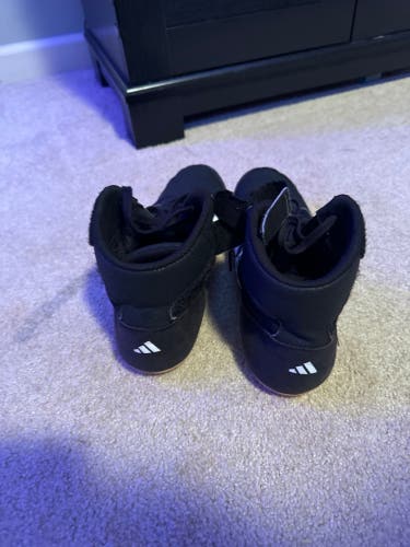 Used Adidas Wrestling Shoes Comes With A Head Gear And A Knee Pad