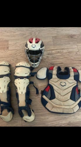 EvoShield Catcher's Set