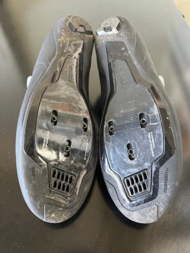 Men's Size 9 Shimano Road Bike Bike Shoes
