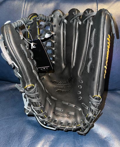 NWT RHT Mizuno Pro 12.75" Limited Edition (GMP 700AXOBK) Baseball Glove