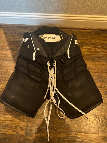 USED SENIOR SMALL CCM AXIS 1.9 HOCKEY GOALIE PANTS