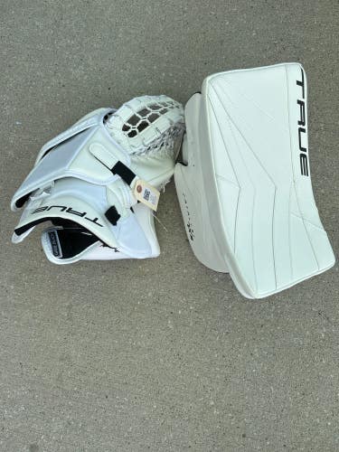 White New Senior True Catalyst 7x3 Goalie Glove & Blocker Regular