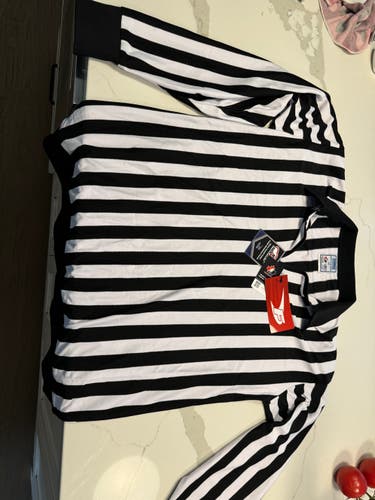 New Referee jersey, size 50 by Force