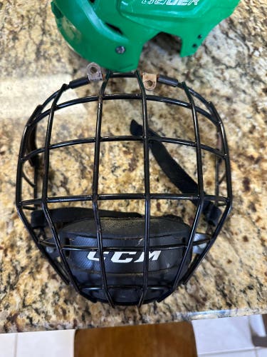 Used Medium CCM Black Cage