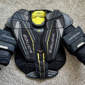Bauer Supreme S29 Goalie Chest Protector