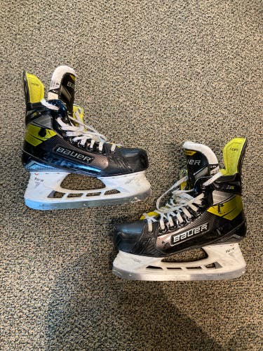 Used Senior Bauer Supreme 3S Hockey Skates Extra Wide Width Size 6.5