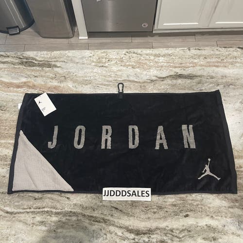 Jordan Golf Sport Towel Logo Utility FN0528-016 W/Carabiner Pocket Black Gray