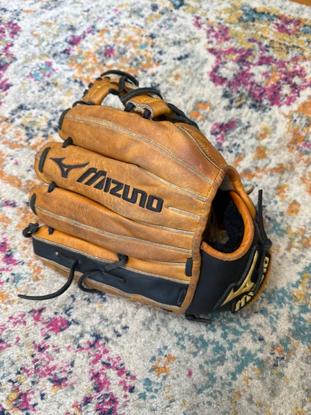 Mizuno Classic Pro 11.75” Baseball Glove (GCP 50)