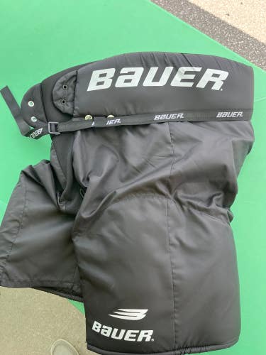 Black Used Senior Large Bauer Impact 100 Hockey Pants