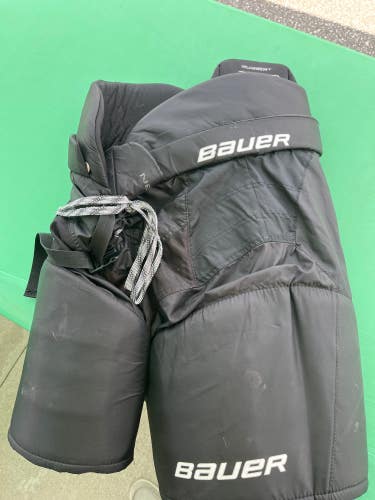 Black Nexus Classic Used Senior Large Bauer Hockey Pants