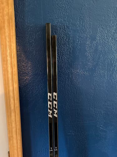 2 Ccm Jetspeed Ft3 Team Sticks