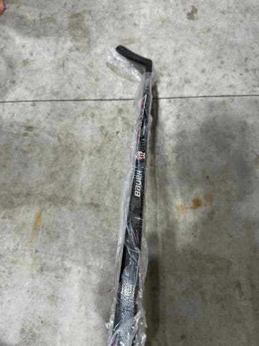 New Senior Bauer Left Hand P14 Vapor APX2 Hockey Stick