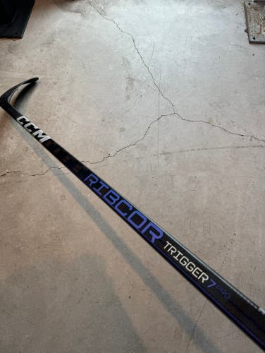 NHL Tampa Bay Lightning New Senior CCM Left Hand P92M Pro Stock RibCor Trigger 7 Pro Hockey Stick