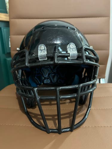 Schutt F7 Football Helmet Black - Size Large