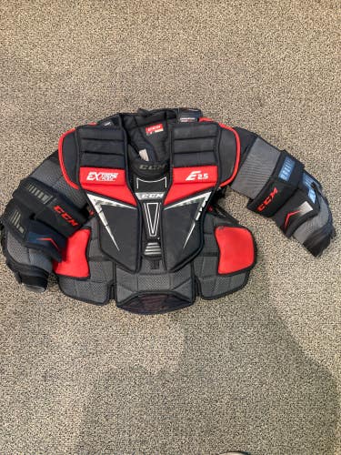 Used Junior Small / Medium CCM Extreme Flex E2.5 Goalie Chest Protector