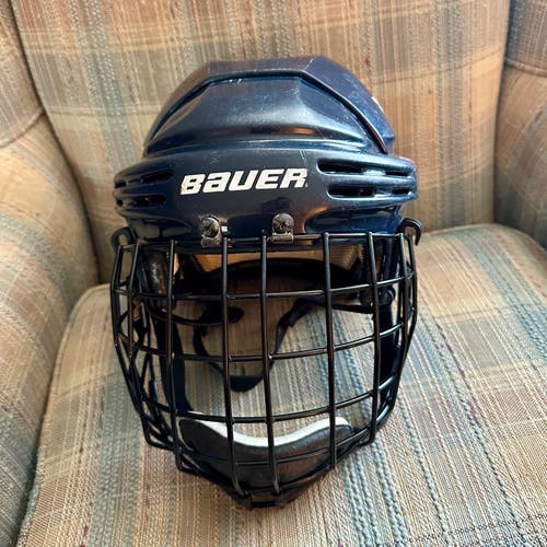 BAUER HOCKEY HELMET - HECC CERTIFIED