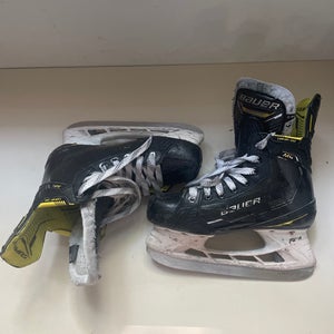 M4 hockey skates