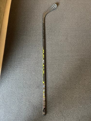 New Senior Bauer Right Handed P92 Ag5nt Hockey Stick
