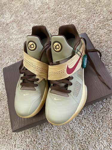 Nike KD 4 Year of the Dragon 2.0 (worn only once, Size M is 8)