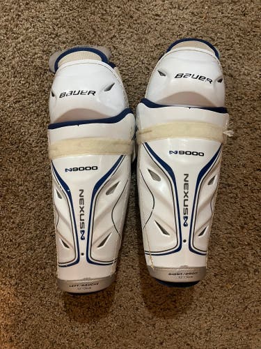 Used Intermediate Bauer 12"  Nexus N9000 Shin Pads