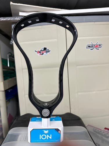 New FOGO Unstrung Maverik Lock Can Be Strung For Additional Cost