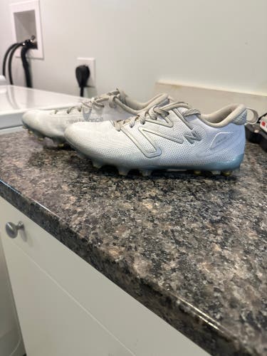 White Gently Used Men's New Balance Freeze Lacrosse Cleats