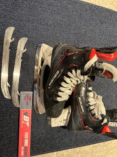 Bauer 3x Pro Hockey skate with Blade Tech Profiled Blade