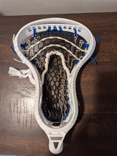 HAS A CRACK Used Defense Gait D2GB Head