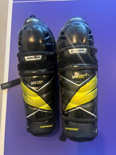 New Intermediate Bauer 13"  Supreme ultrasonic Shin Pads