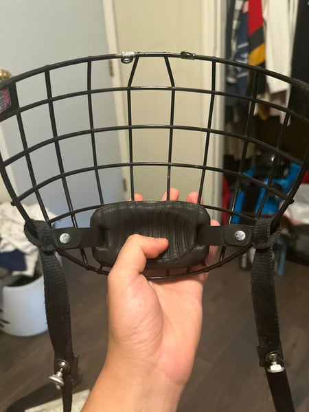 Used  CCM Full Cage Resistance Face Cage