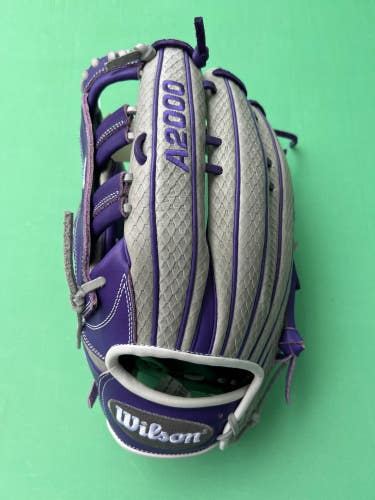 New Adult Wilson A2000 Left Hand Throw Outfield Softball Glove 13"